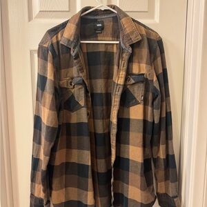 Vans Men's Black and Tan Checkered Flannel